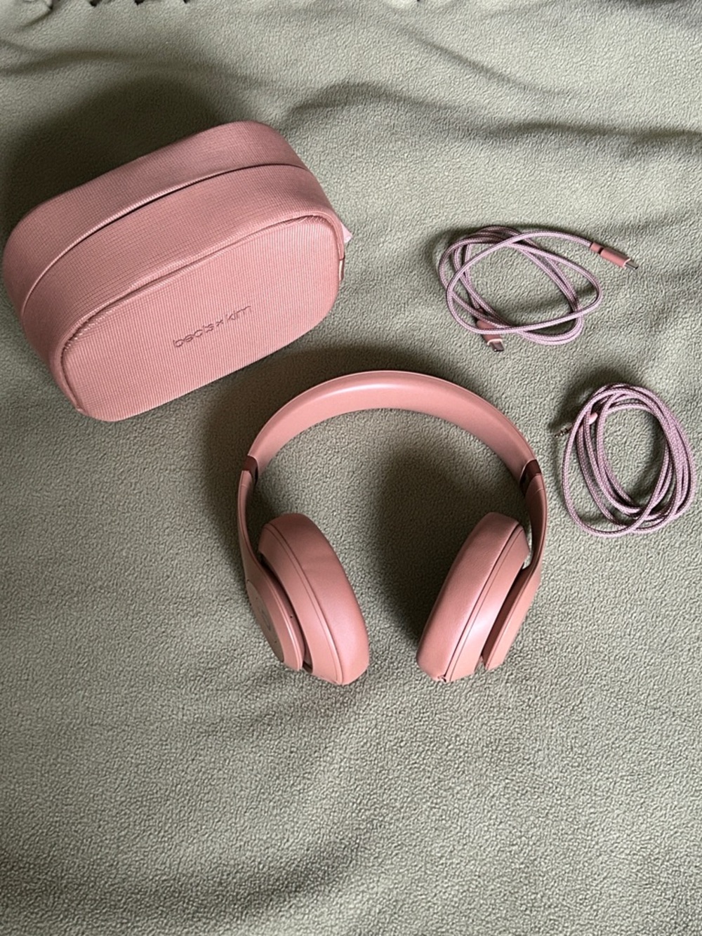 Tan Beats Over-Ear Wireless Headphones with Matching Case